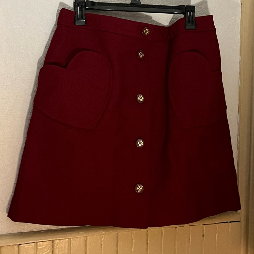 Kate Spade burgundy heart pocket skirt, size 14. TAGS STILL ON!